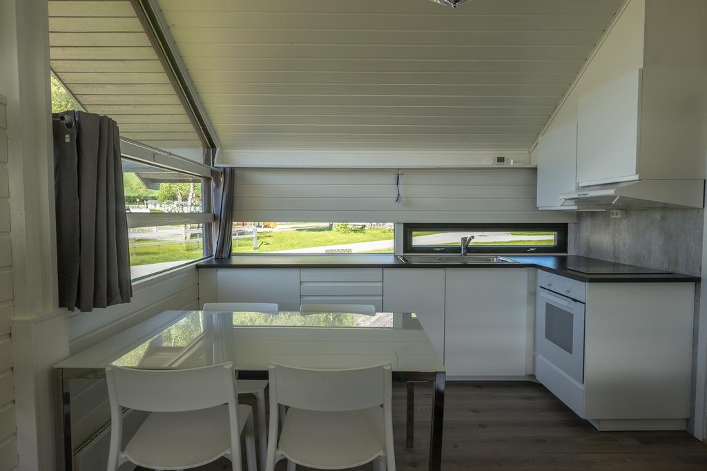 Jolstraholmen Camping & Cottages