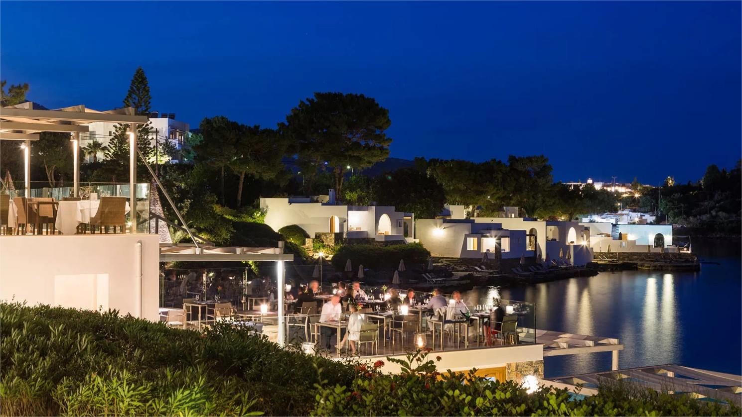 Minos Beach Art Hotel