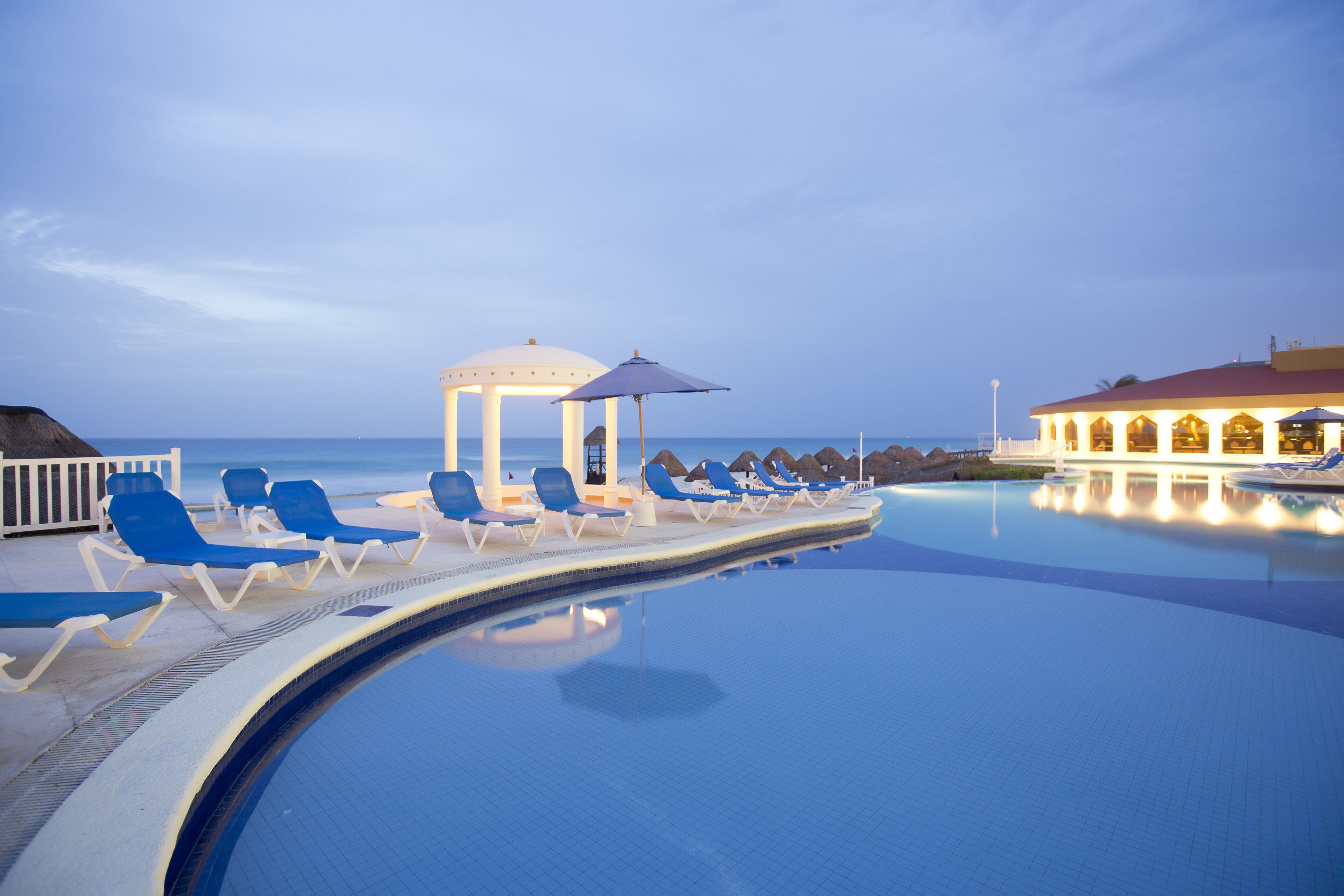 Golden Parnassus Resort & Spa - Adults Only