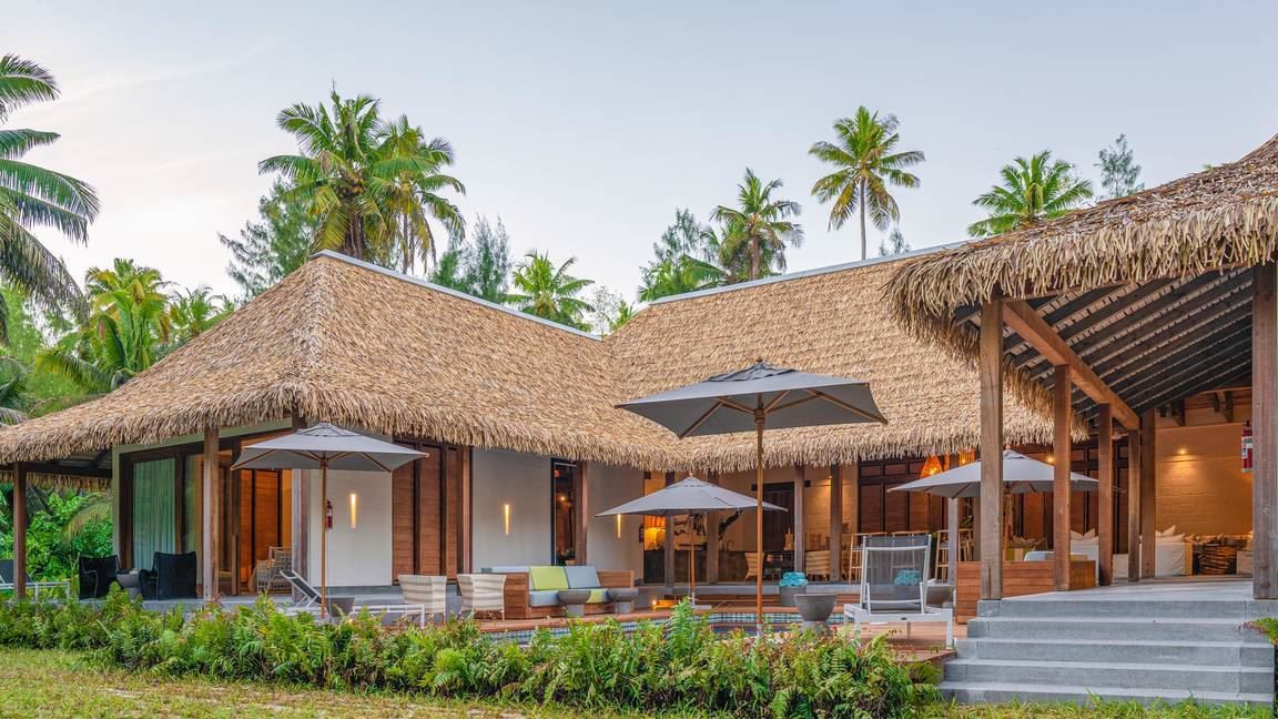 Alphonse Island Lodge