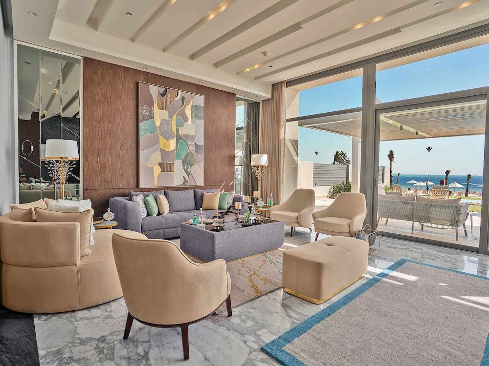 Rixos Premium Magawish Suites and Villas