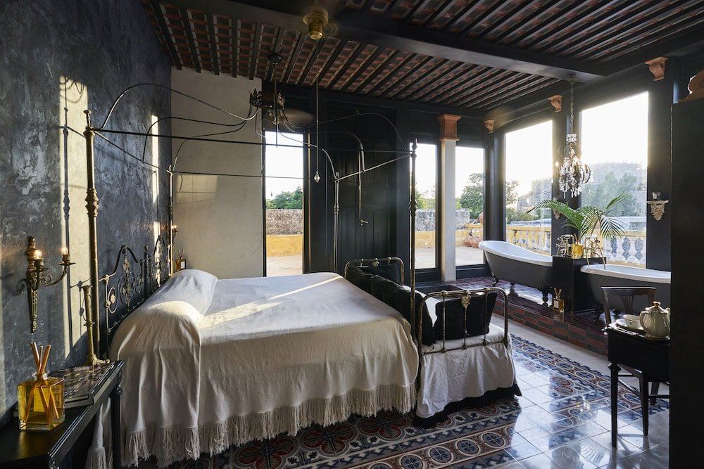 Coqui Coqui Casa de los Santos Izamal 