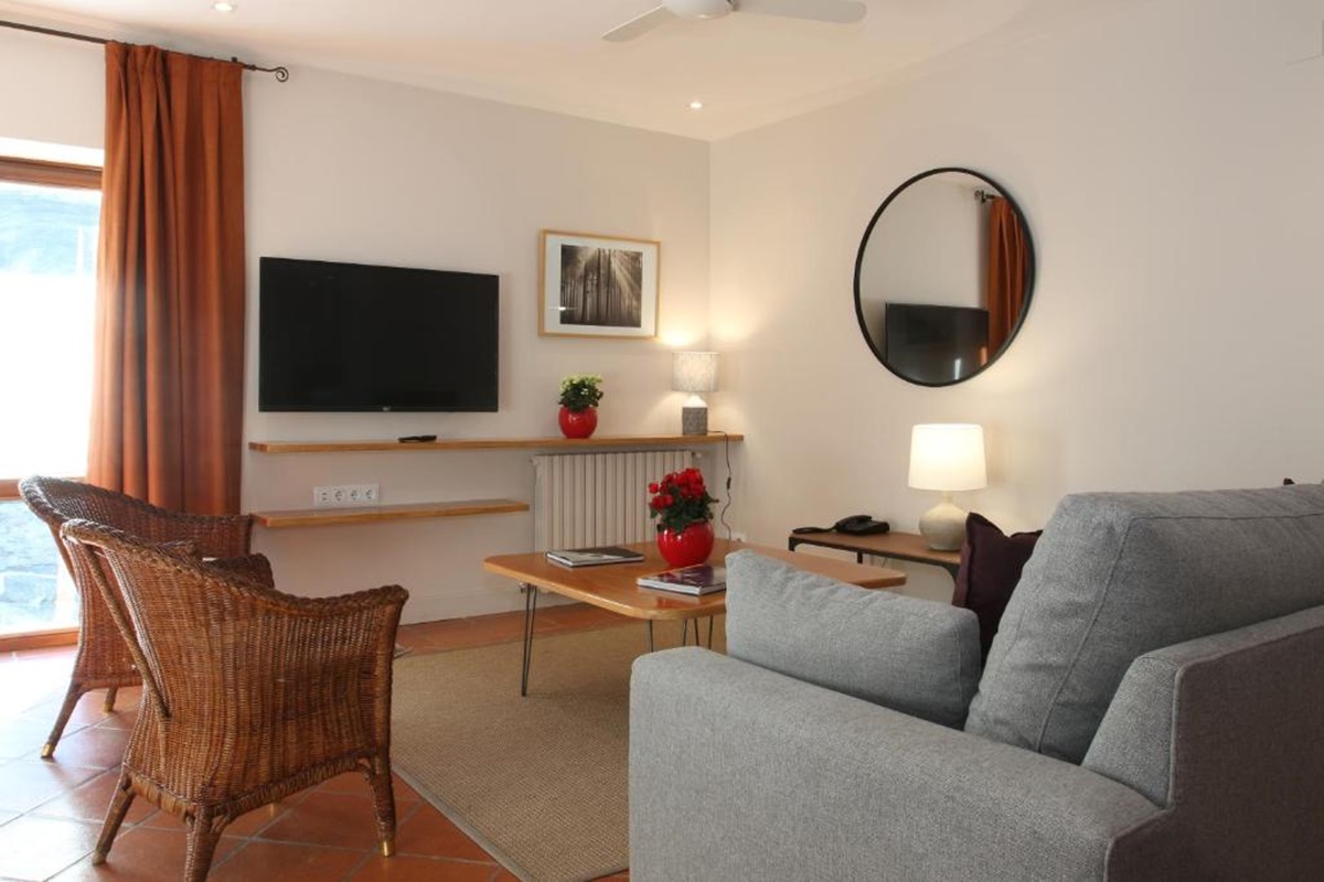 Hotel y Apartamentos Vilagaros