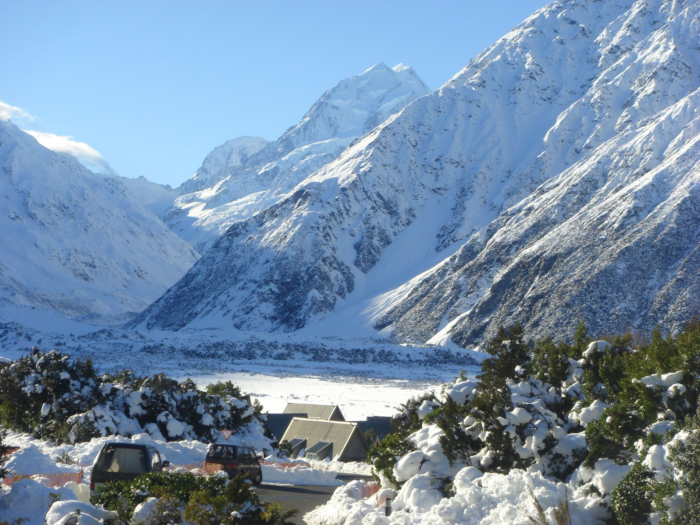 Aoraki Mount Cook Alpine Lodge