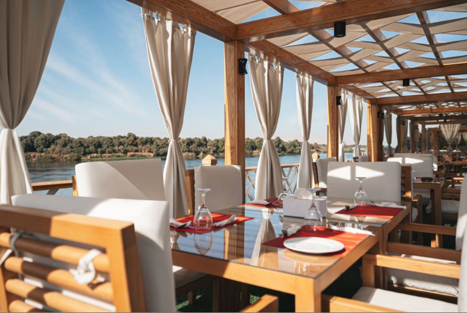 Merit Star 2 Luxury Dahabiya