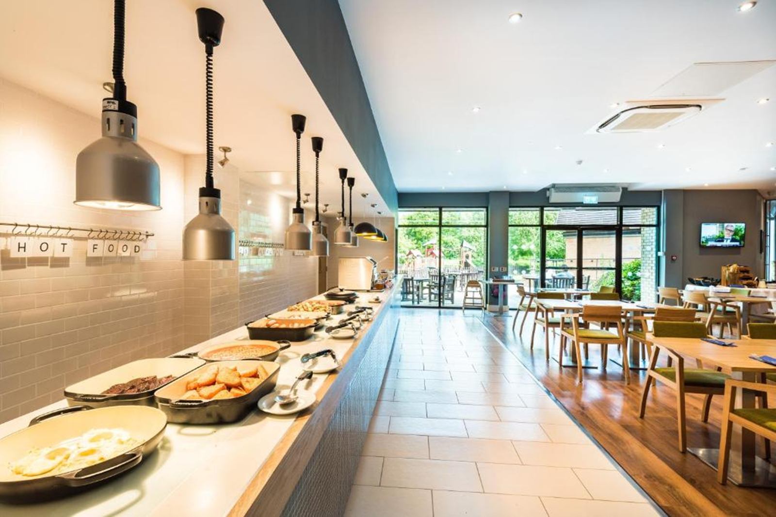 Holiday Inn Lancaster by IHG