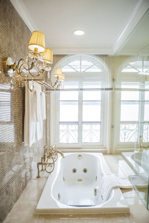 The Mekong Navigator