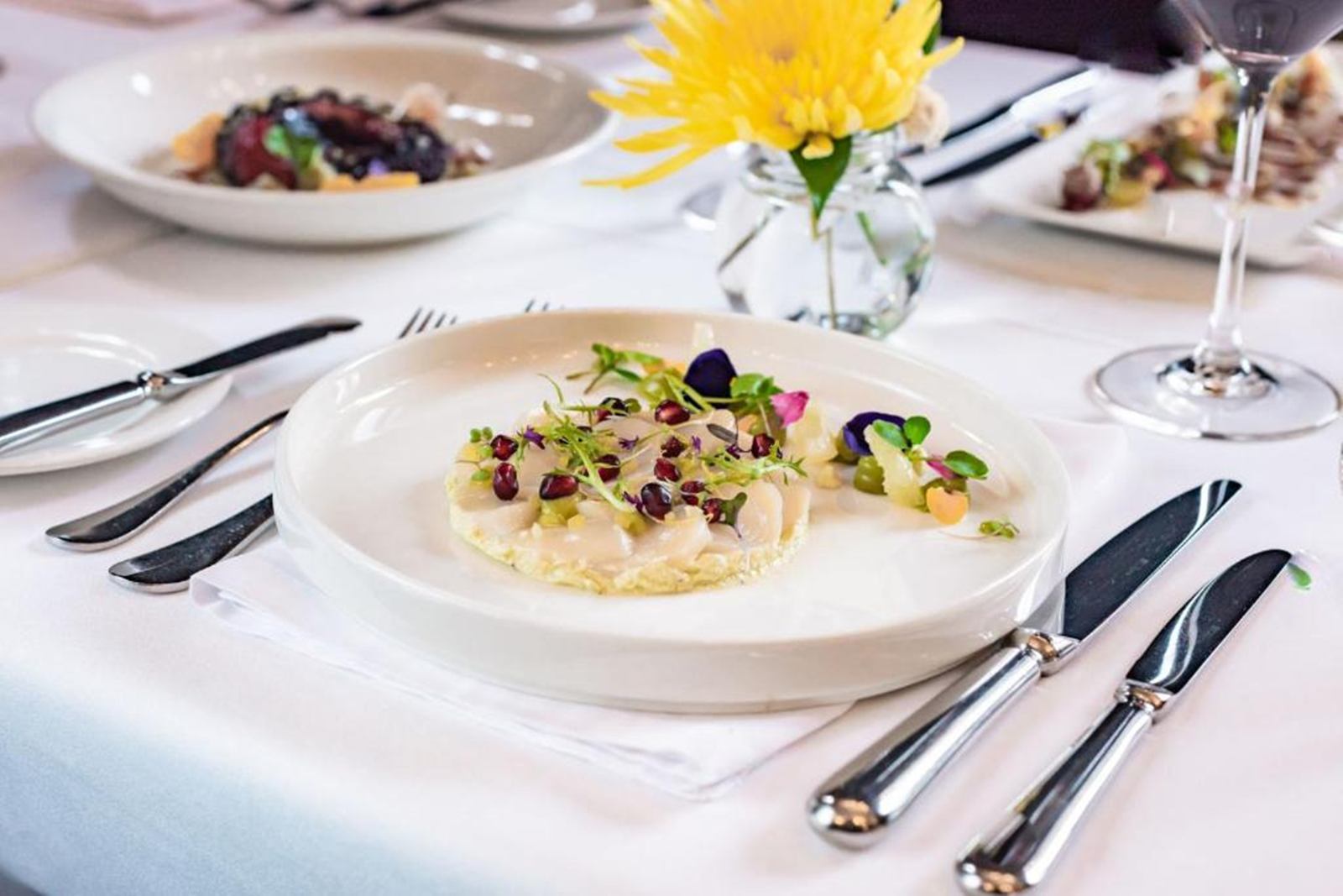 The Singular Santiago