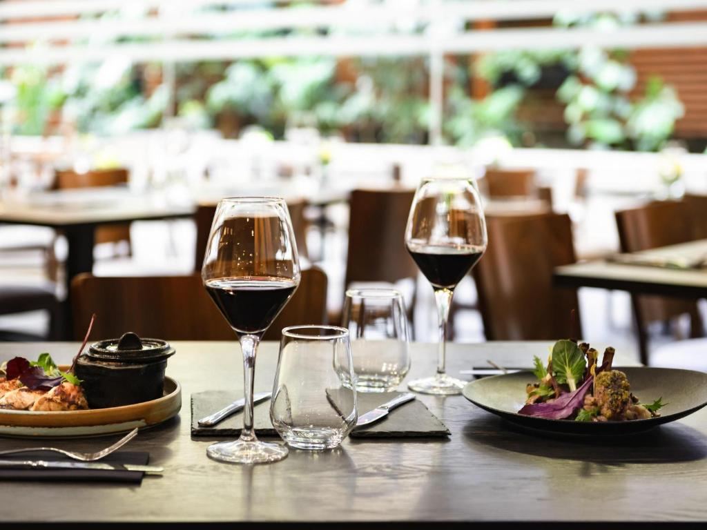 Pullman Santiago El Bosque by Accor Hotels